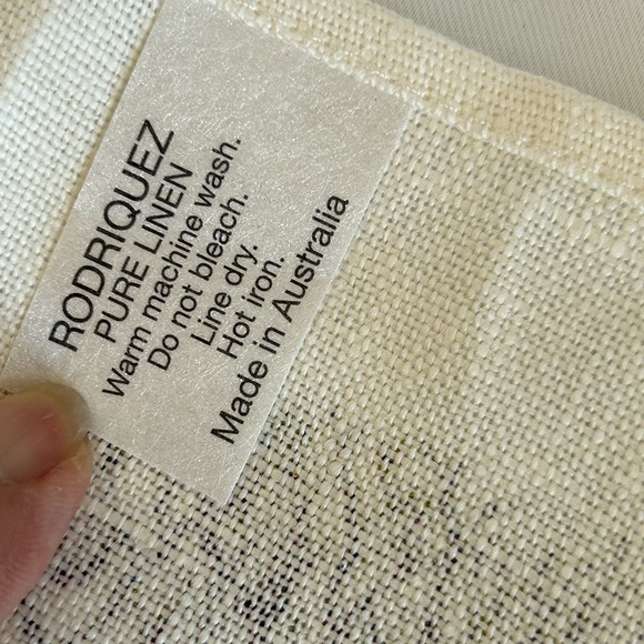 NWOT Rodriquez
Wild Australia Tea towel - Picture 9 of 10